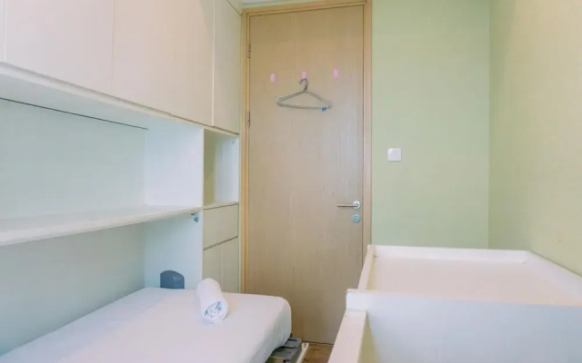 Spacious And Homey 2Br At Tree Park City Cikokol Apartment