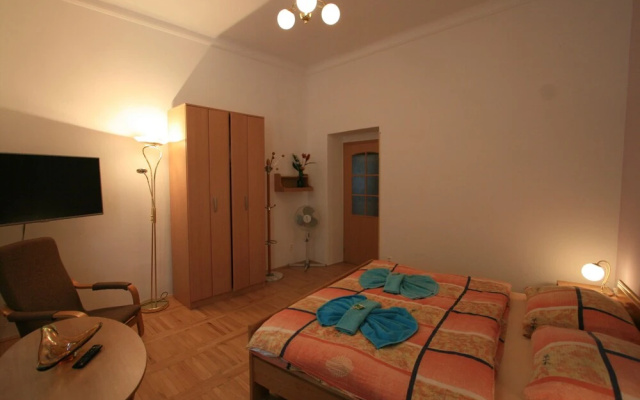 Apartment No. 4A I. P. Pavlova 32