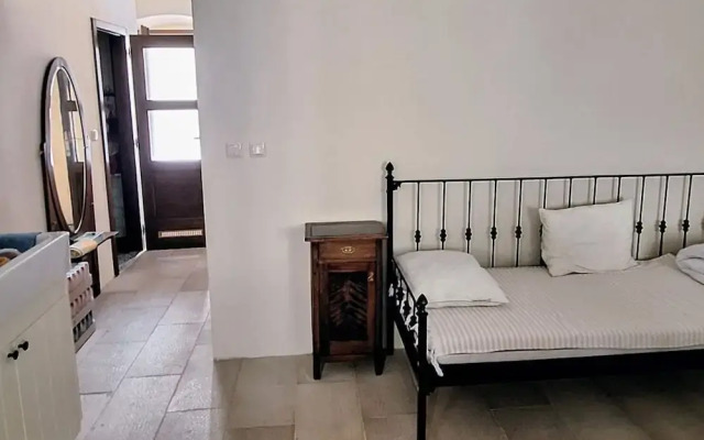 La Casa Nostra Apartments