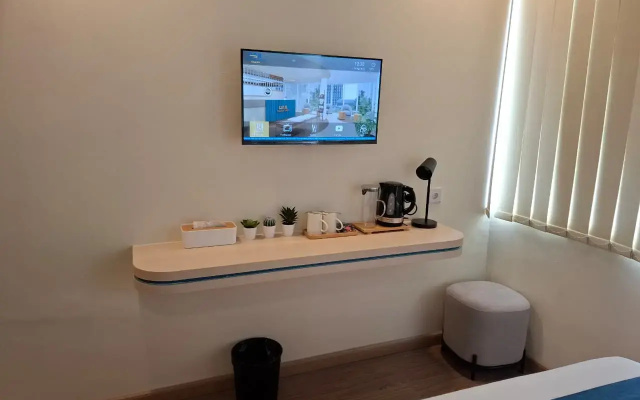 Rail Transit Hotel Medan