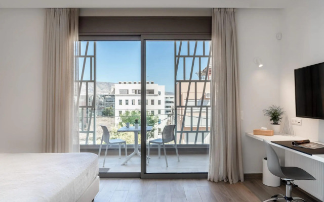 One Bedroom Apartment with Private Balcony