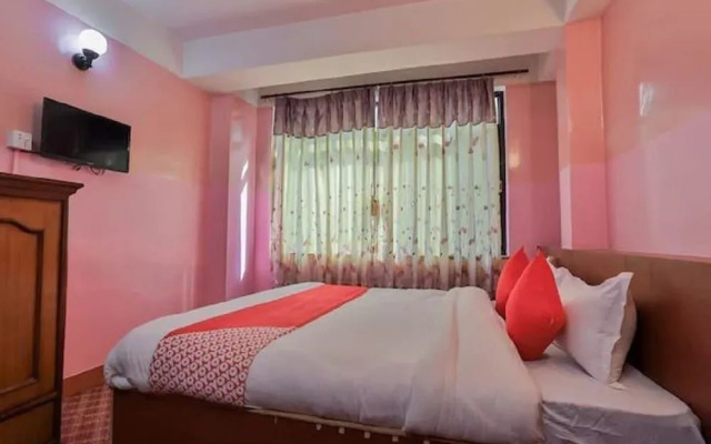 OYO 737 Hotel New Sea Paradise