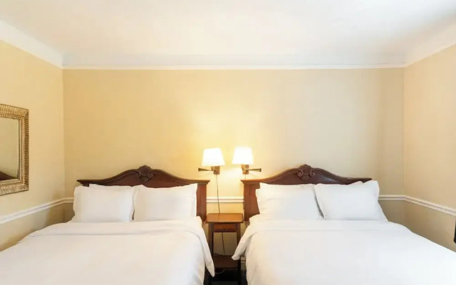 Lake Lure Inn & Spa