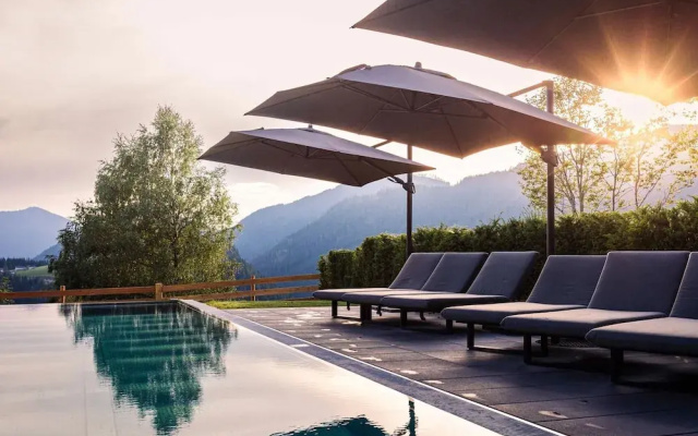 Nice Apartment With Shared Pool