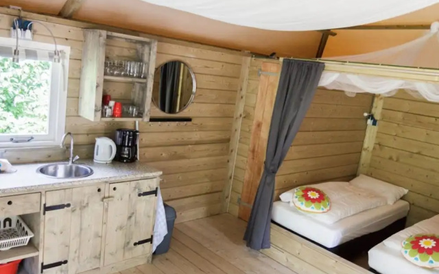 Campsite - Cozy Tentlodge With Roofed Terrace in a Green Area
