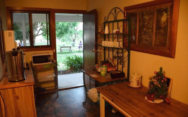 Hanericka Farmstay