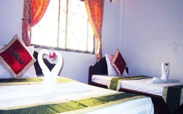 Tom & Jerry Hostel