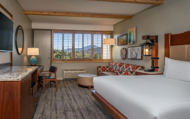 High Peaks Resort
