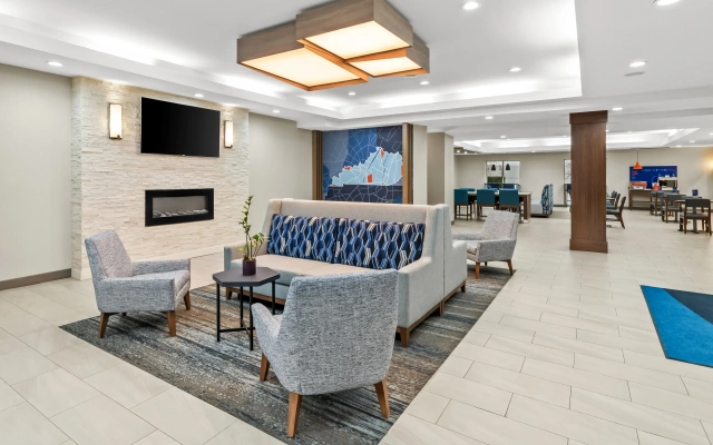 Comfort Suites Cincinnati Airport