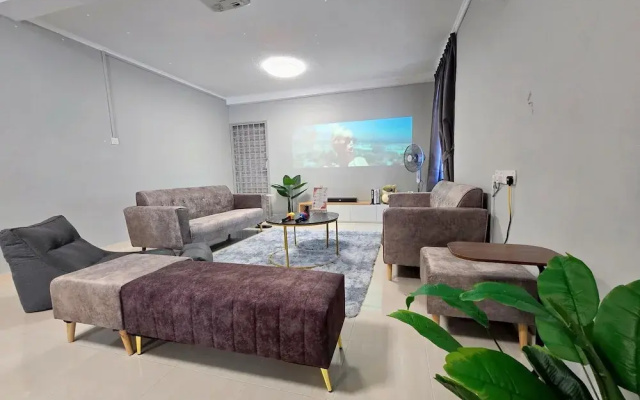 Comfy Tok Sira Home Kuantan 5 BR