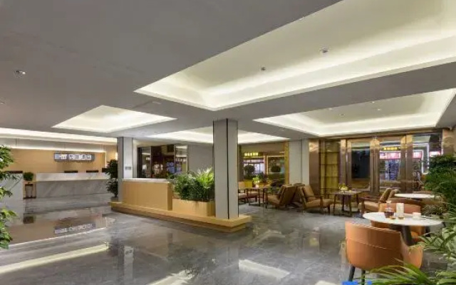 Silent Lost Horizon natural aesthetics Solo Courtyard Designer Hotel
