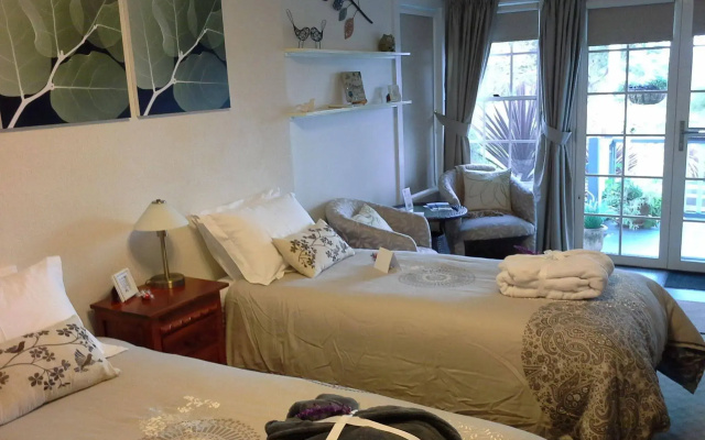 Hillside Bed & Breakfast