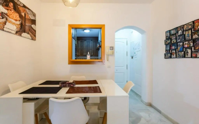 BRISAS-Rota free parking by Cadiz4Rentals