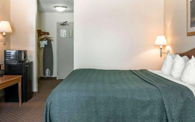 Quality Inn & Suites Monroe