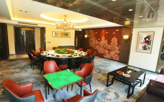 Puriessten International Hotel