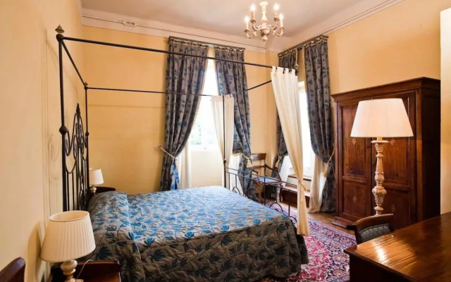 Hotel Castello Di Montegiove Country House
