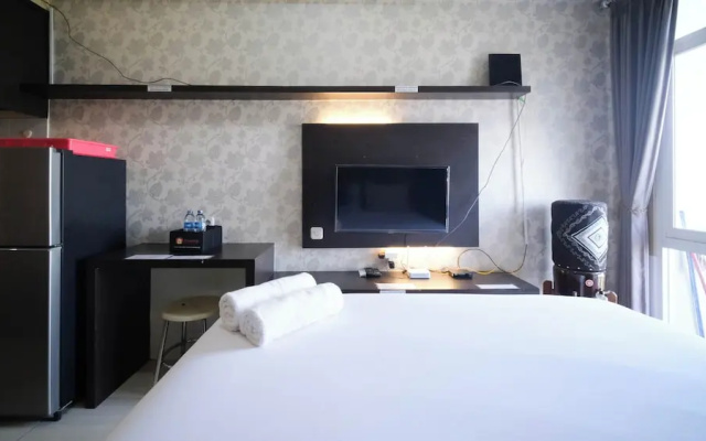 Best Deals And Comfy Studio At Bale Hinggil Apartment