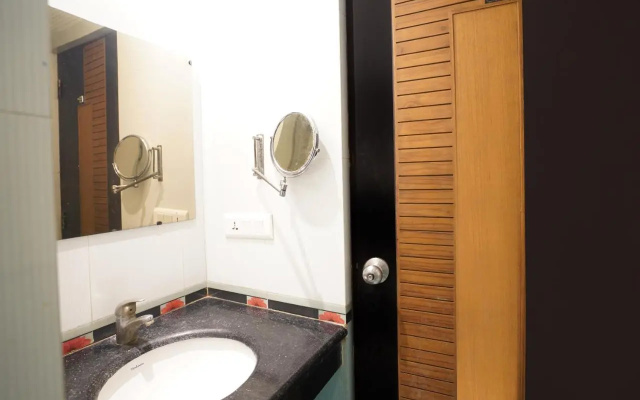 Airport Hotel Grand Delhi