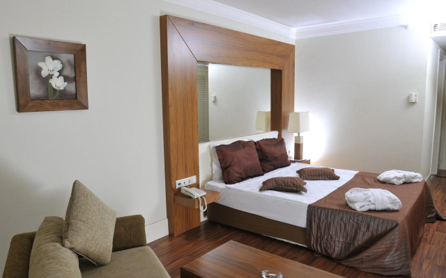 Курорт Meder Resort Hotel