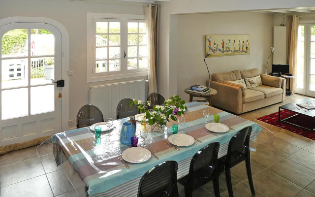 Charming Home in Carnac Near Sandy Beach