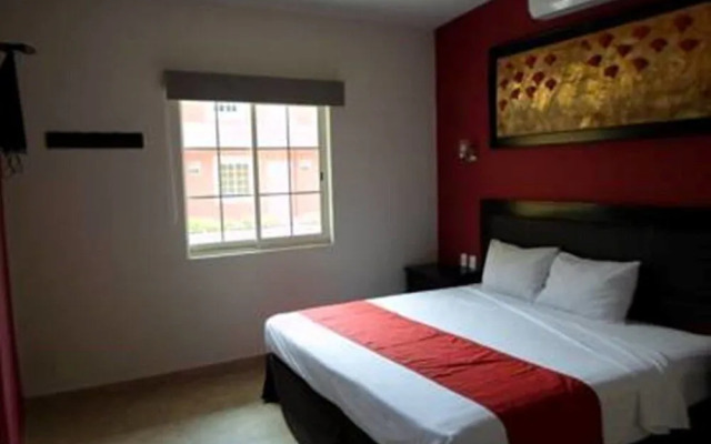 Hotel Montroi City