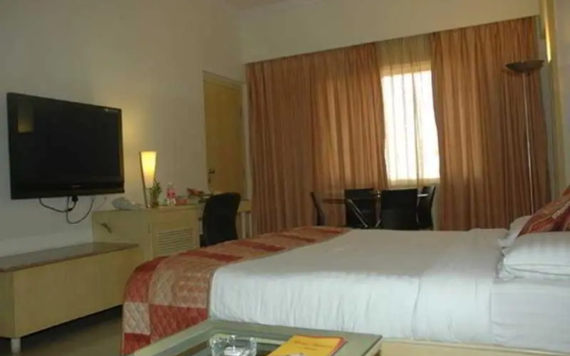 Hotel NKM's Grand