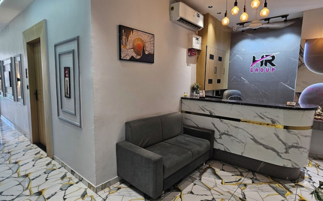 Hotel HR Town