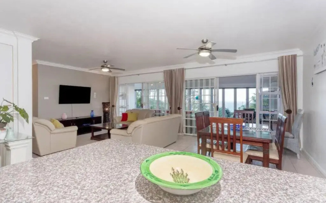 44 Long Island, Ballito