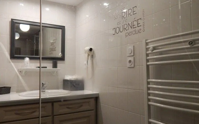 Hôtel le Dolmen