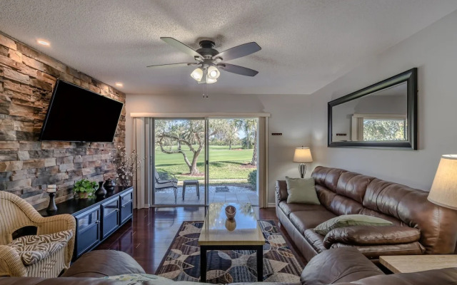 Vista Verde East 2-212