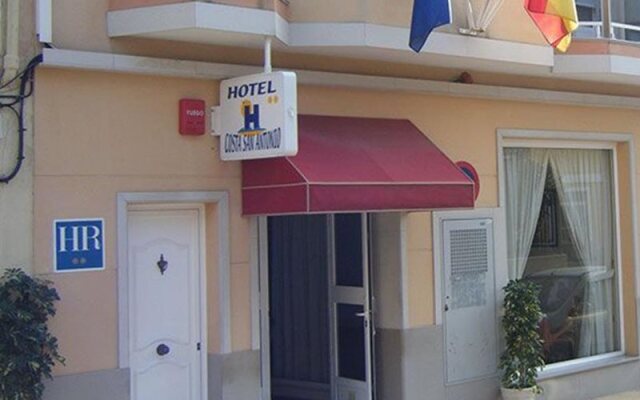Отель Costa San Antonio Испания, Кульера - отзывы, цены и фото номеров - забронировать отель Costa San Antonio онлайн вид на фасад