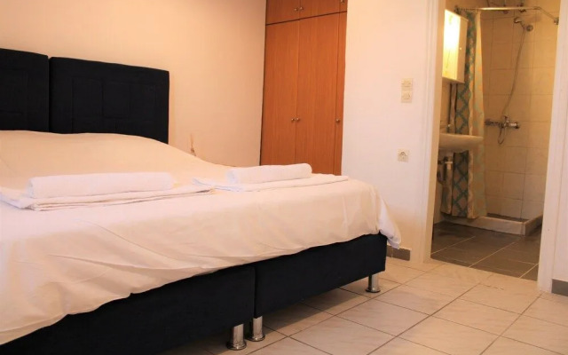 "kalamaki Plaza Apartments 'kalimera'"