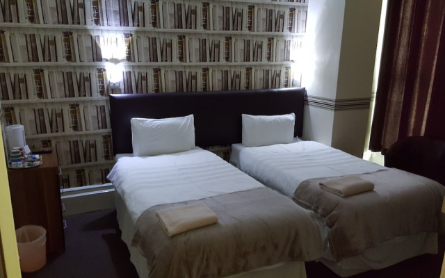 Portsmouth Inns