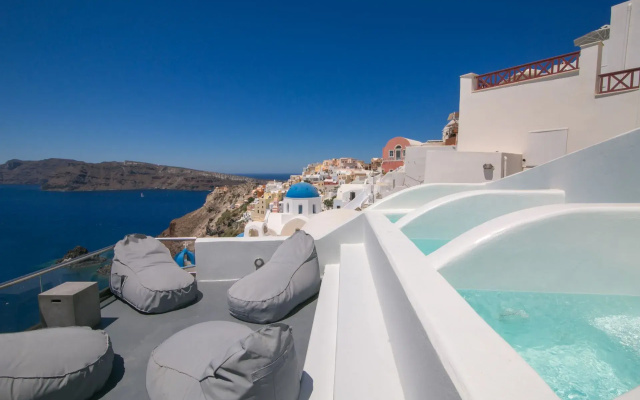 Theodora Suites