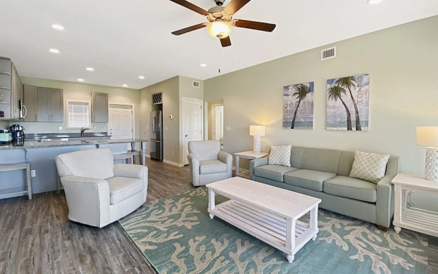 Island 44 3 Bedroom Condo