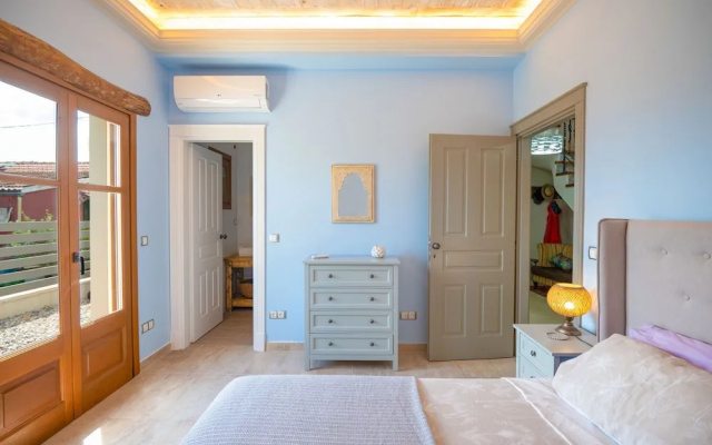 Bee Tree Villa in Corfu