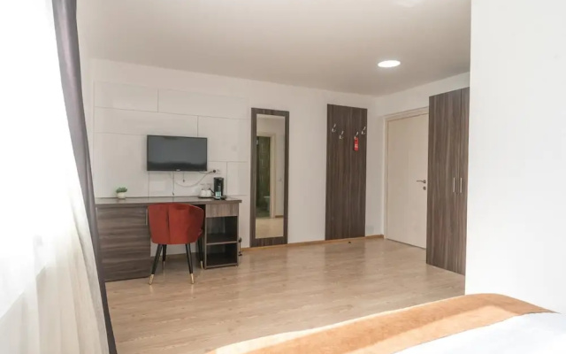 Bliss Inn Tunari