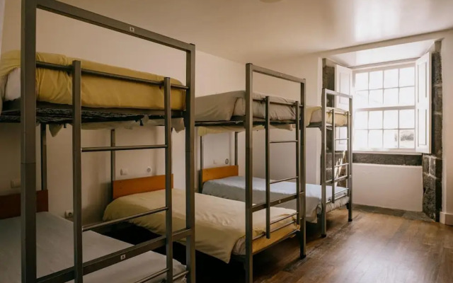 Azores Youth Hostels - Pico