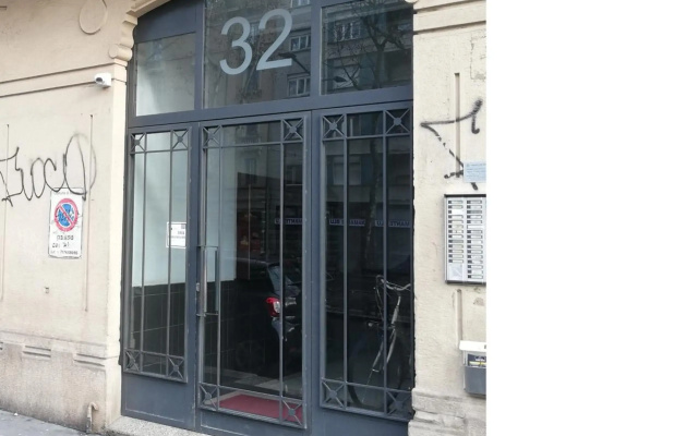Al 32 Apartment