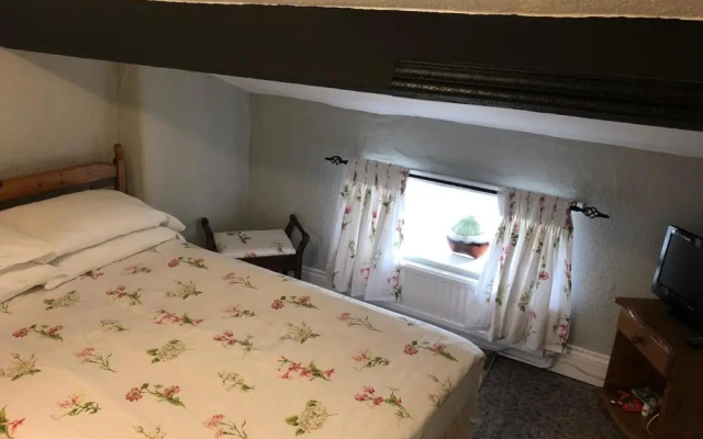 Black Bull Hotel