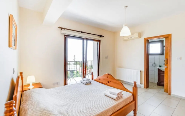 Villa Nikolina - 5 En-suite Bedrooms