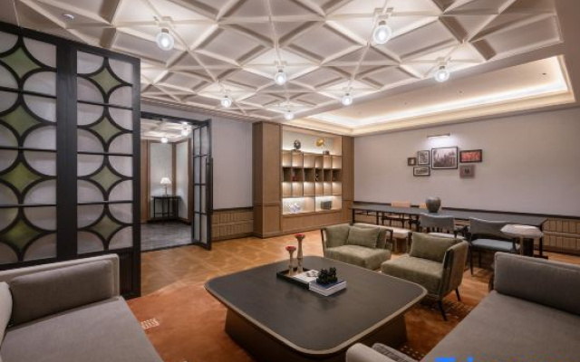 Manxin Mansion Shanghai International Tourist Resort