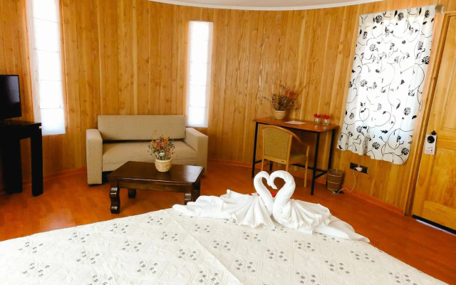 Hotel Iorana Tolache