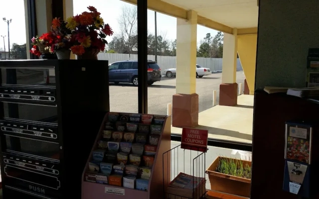 Economy Inn