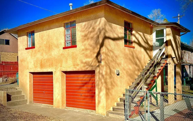 Sunny Southwest Casita