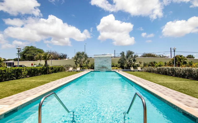 Casa Blue Breeze
