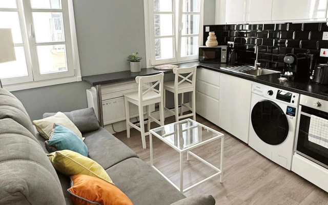 Delightful City Centre Studio Clarendon Apartment - Grand Central House