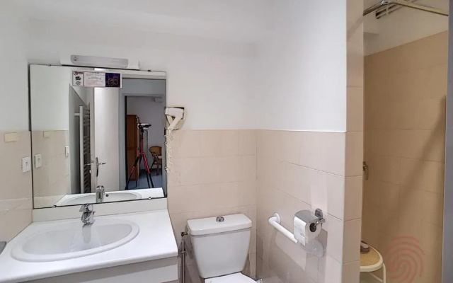 Appartement Lamalou-les-Bains, 2 pièces, 4 personnes - FR-1-451-4