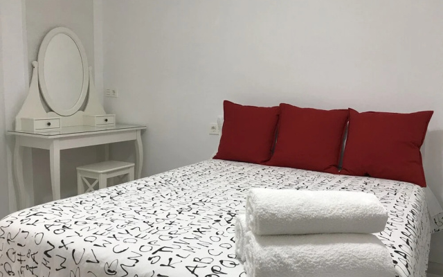 Smart-Tech Plaza Apartment