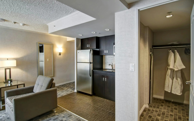 DoubleTree by Hilton Hotel Toronto Downtown